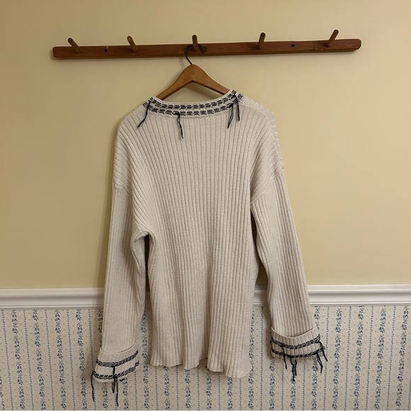 Zara Ribbed Sweater - Picture 7 of 7